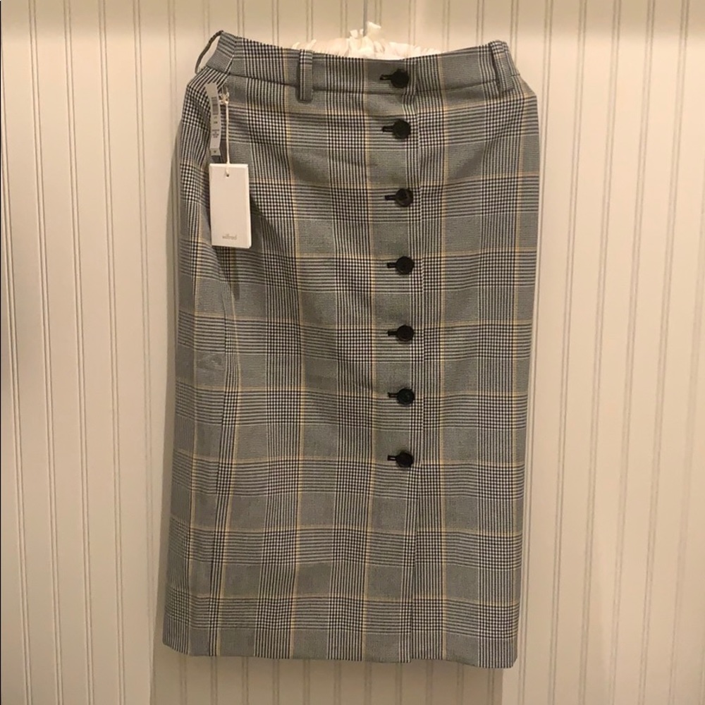 Super cute long skirt